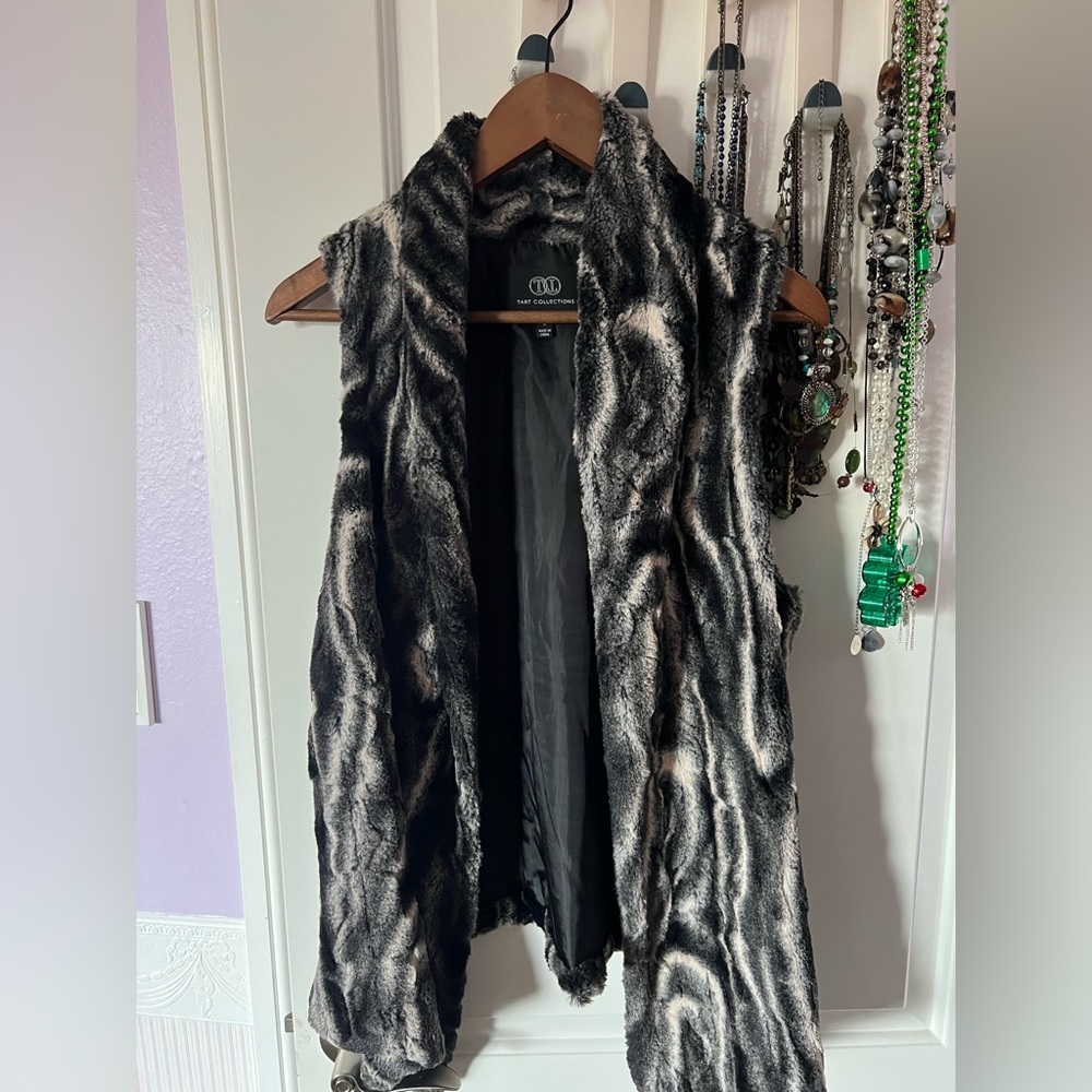 Tart collection faux fur vest
